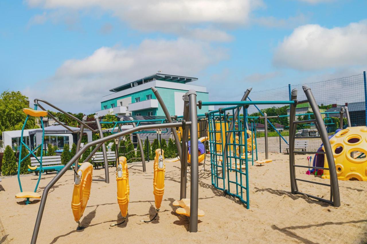 Osrodek Sea Star Premium Hotel Sarbinowo Ngoại thất bức ảnh