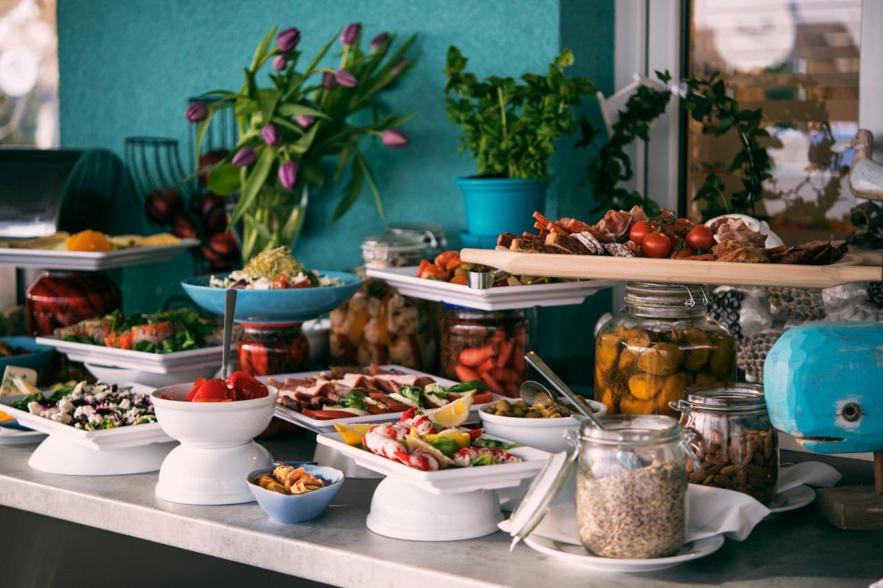 Osrodek Sea Star Premium Hotel Sarbinowo Ngoại thất bức ảnh