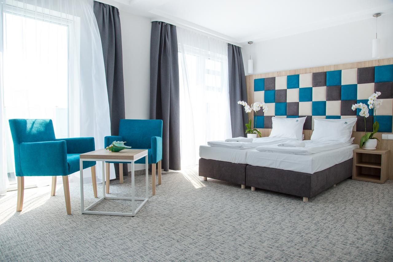 Osrodek Sea Star Premium Hotel Sarbinowo Ngoại thất bức ảnh